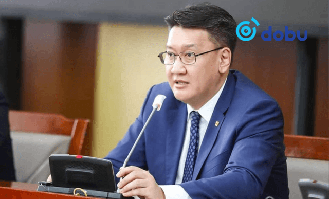 Санхүүгийн нөхцөл байдал нь хүндэрч, татварын өрөнд орсон татвар төлөгчийн банкин дахь дансыг бүхэлд нь хаадаг зохицуулалтыг хална