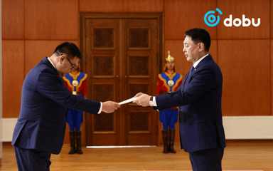 Киргиз Улсын Элчин сайд Итгэмжлэх жуух бичгээ өргөн барилаа