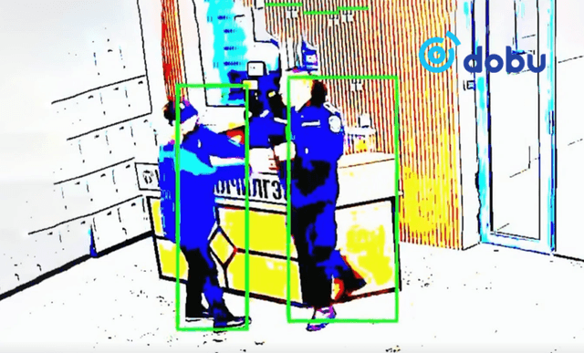 Албаны байранд иргэний биед халдсан цагдааг шалгаж байна