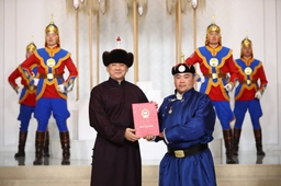 Шагайн харваачдад улсын цол олголоо