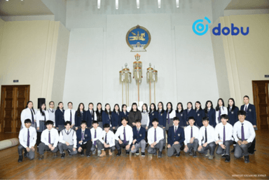 ЕБС-ийн сурагчид “Парламентын боловсрол” хөтөлбөрийн хүрээнд Төрийн ордонтой танилцжээ