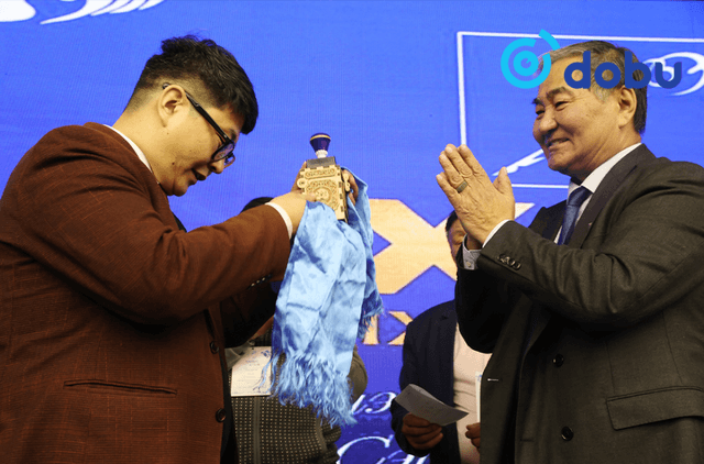 Утга, уран зохиолын аян хөсгийг шинэ үеийнхэн түүчээлэх хурлын тэмдэглэлээс