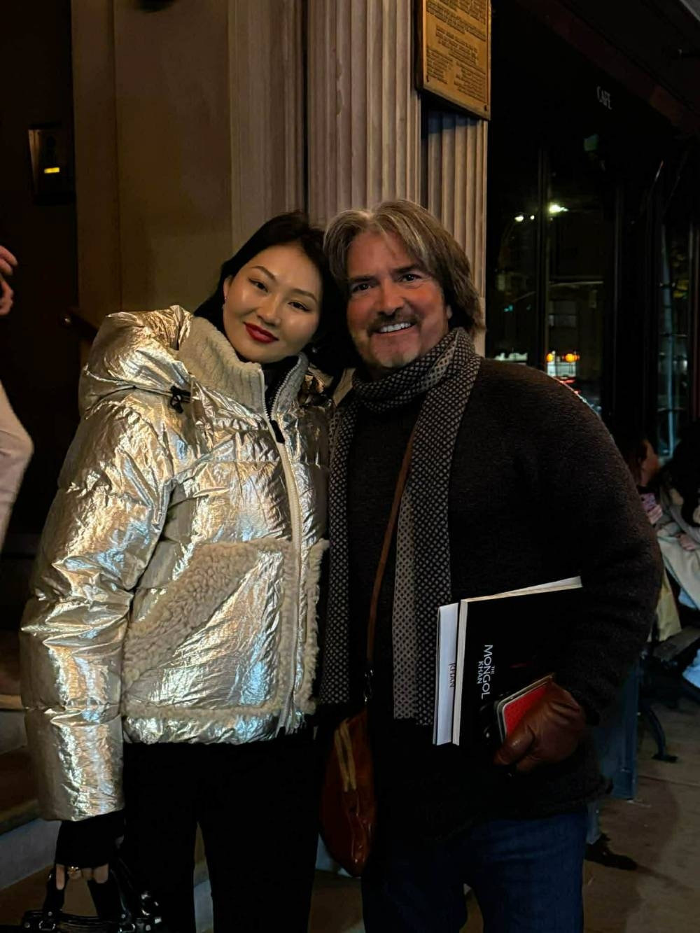 "Хангайн Бор" туужаас сэдэвлэсэн уран сайхны киноны зохиолыг Холливудын нэрт зохиолч Жон Фуско бичиж байна