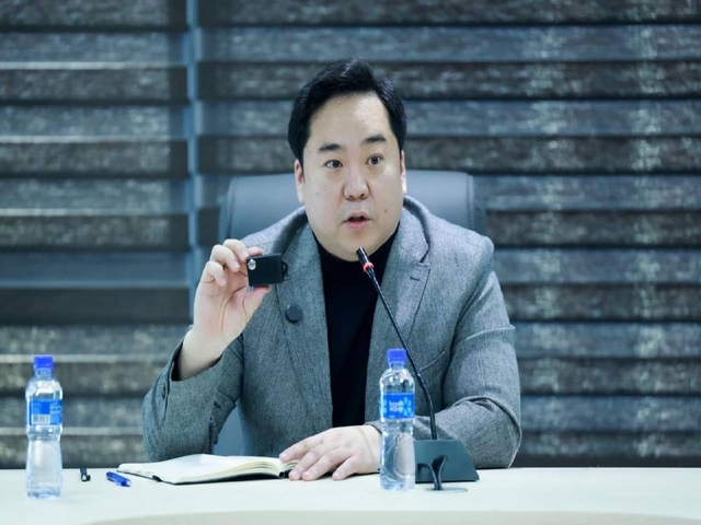 Онцгой, түргэн, цагдаагийн яаралтай дуудлагын авто машин хотхон, хороолол руу шууд нэвтрэх боломжтой смарт чип бүтээжээ