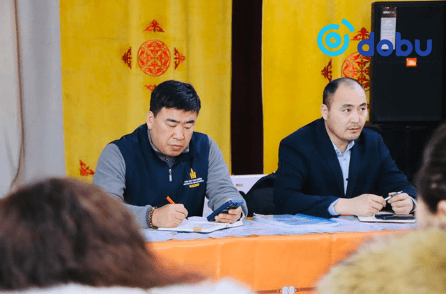 Хэрлэнбаян-Улаан тосгонд боловсрол, дэд бүтэц, отрын бүсийн асуудал хөндөгджээ