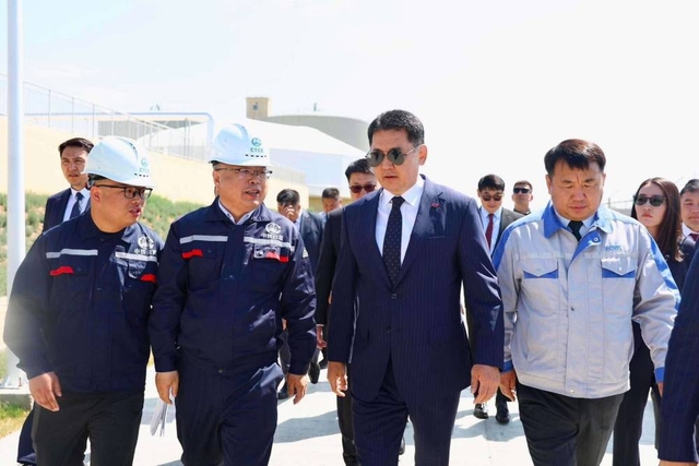 Ерөнхийлөгч У.Хүрэлсүх Шинэ Төв цэвэрлэхийн бүтээн байгуулалтад оролцсон бүх хүнд талархал илэрхийллээ