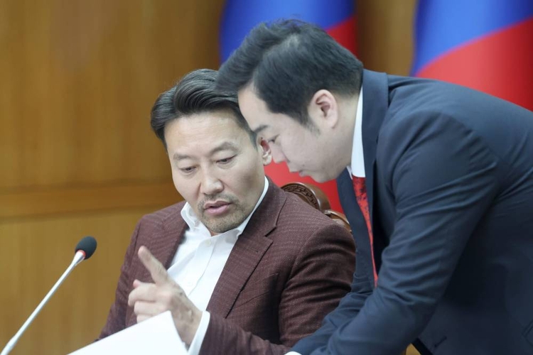 “ДЭЛХИЙН АДУУНЫ ӨДӨР”-ийн бэлгэдлийн загварыг эцэслэн баталлаа