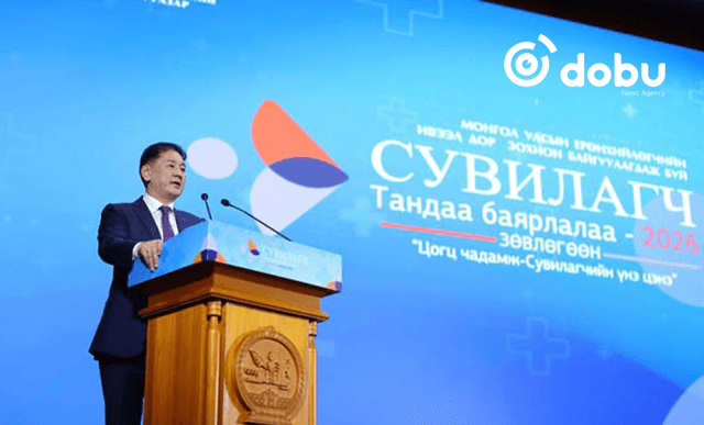 Ерөнхийлөгч У.Хүрэлсүх сувилагч нарт талархал илэрхийллээ