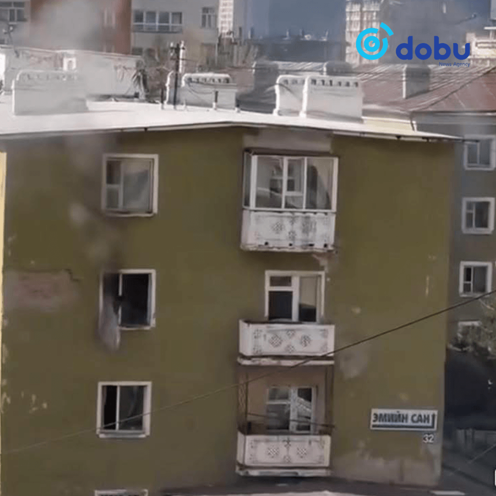 Гал түймрээс хоёр иргэнийг аварч, эмнэлгийн байгууллагад хүлээлгэн өгчээ