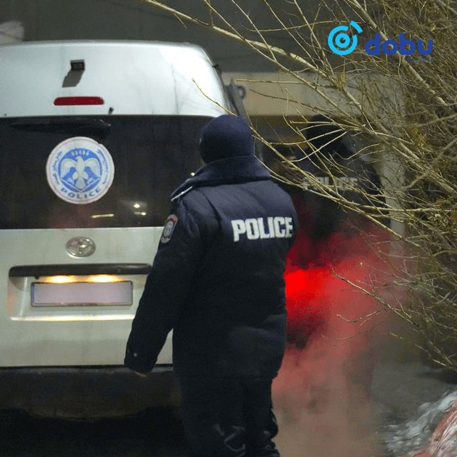 ЦЕГ: Согтуурсан үедээ төрсөн дүүгээ хутгалсан гэх хэргийг шалгаж байна