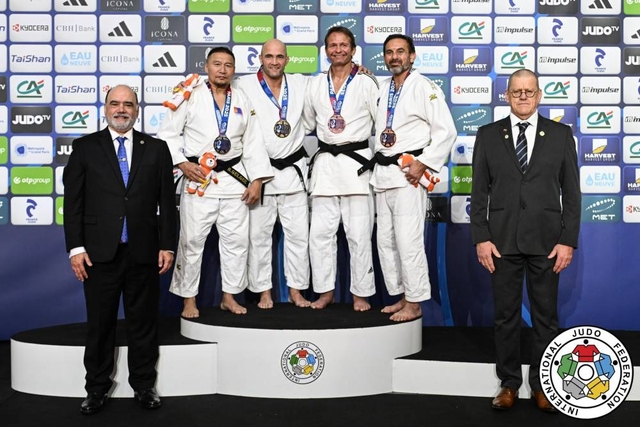 Гранд Мастерсын дэлхийн аварга шалгаруулах тэмцээнээс Г.Батсүх мөнгөн медаль хүртлээ