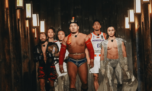 Солонгосын хэвлэлд: Тэд үнэхээр өөр төрсөн үү?