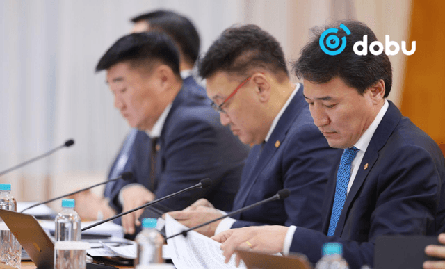 Бүгд найрамдах Киргиз улсын Сайд нарын танхимтай байгуулсан Жолоодох эрхийн үнэмлэхийг харилцан хүлээн зөвшөөрөх, солилцох тухай хэлэлцээрийг баталлаа