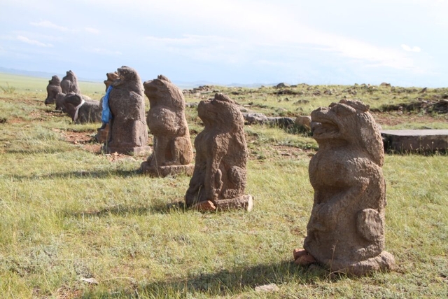 Шивээт улааны хөшөөт цогцолбор дурсгалыг Турк рүү гаргах гэж байгаа юу