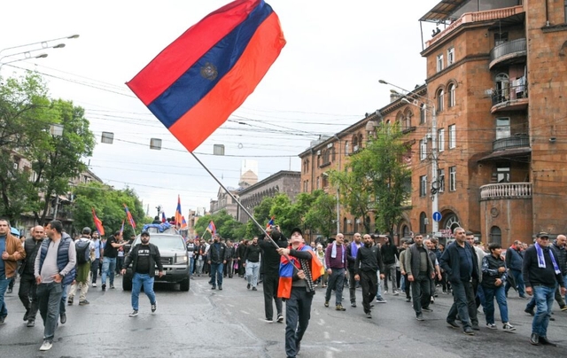 Арменд 196 жагсагчийг баривчилжээ