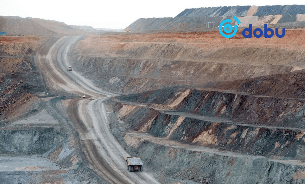 Цогтцэцийн уурхайд ажилладаг 197 хүн ХООЛНЫ ХОРДЛОГО авчээ