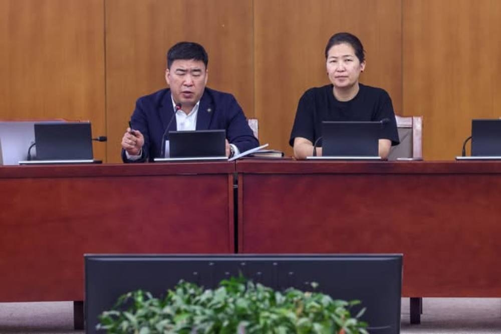 Ажлын хэсэг импортоор оруулж ирж буй тамхи, тамхин бүтээгдэхүүн олон улсын стандартын шаардлагад нийцэж байгаа эсэх талаар санал солилцлоо