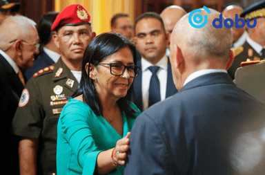 Венесуэлийн түр Ерөнхийлөгч Үндэсний Ассемблейд тангараг өргөжээ