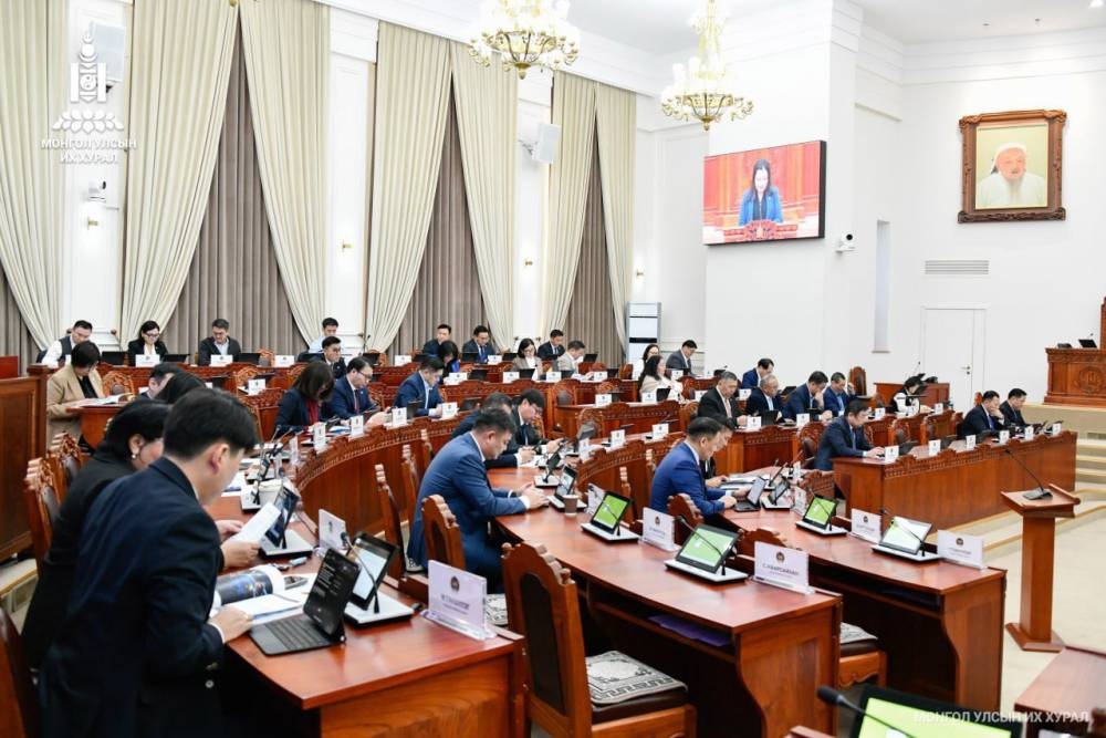УЛСЫН ИХ ХУРЛЫН 2025 ОНЫ НАМРЫН ЭЭЛЖИТ ЧУУЛГАН: Хэлэлцэх асуудал, тов, дараалал 2025.11.17-11.20